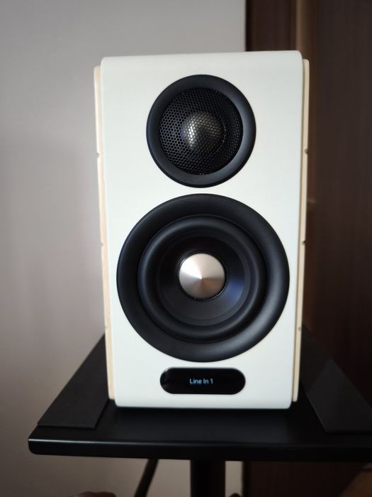 Vând boxe active Edifier R2850DB, ca noi