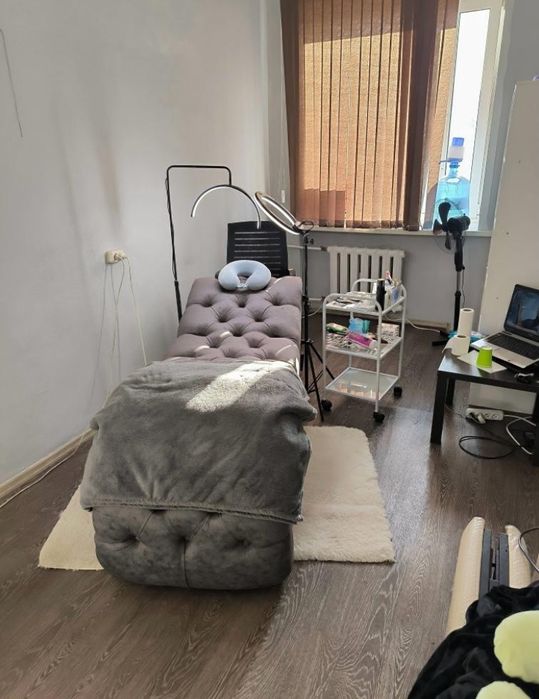 Кушетка для наращивание ресницы