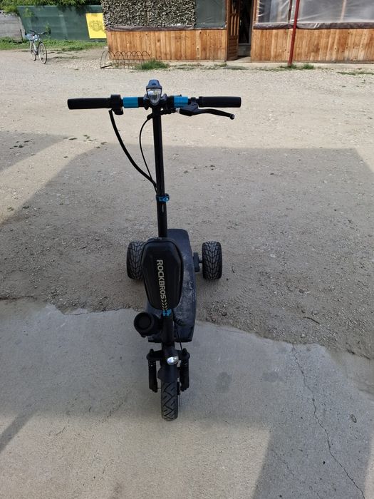 Trotinetă electrică OFF-ROAD 3 roți / Trike electric