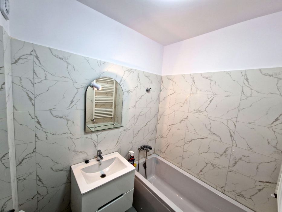 Proprietar inchiriez apart cu 2 camere,utilat si mobilat modern