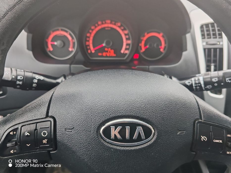 Vând KIA Ceed 2011