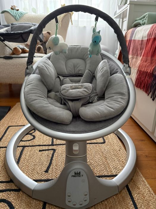 Cand diverse obiecte pentru bebelusi - Camera supraveghere, Leagan