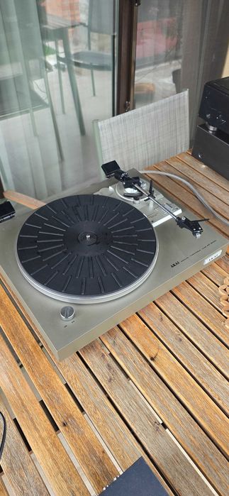 Pick up Akai AP-B10C defect