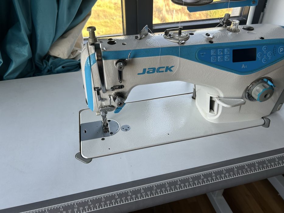 JACK A4-H7 – mașină de cusut industrială – ca nouă – 2.000 lei - tapiterie draperii etc.