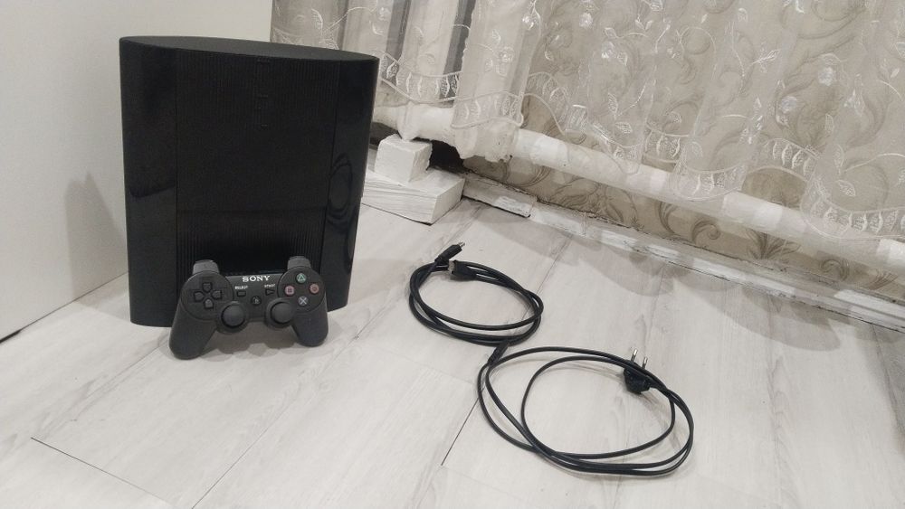 Playstation 3 super slim (Прошитая)