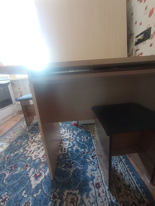 Продам стол кухонный раскладной