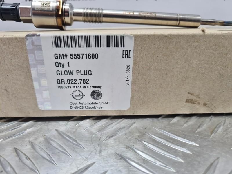 Bujie incandescenta GM cu senzor PSG005 Opel Zafira C Tourer 1.6 cdti