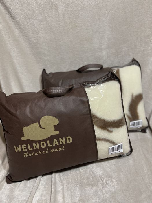 SET VENEȚIAN - Doromerino - 2 perne si o patură