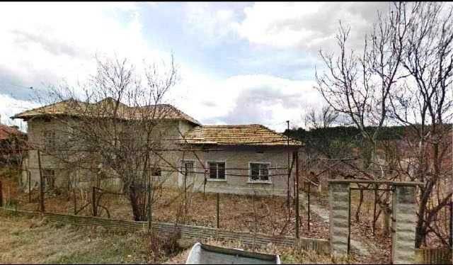 Къща в с. Ралица, гр. Търговище