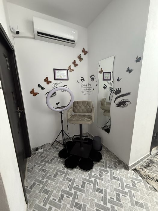 Vand apartament zona Ostroveni