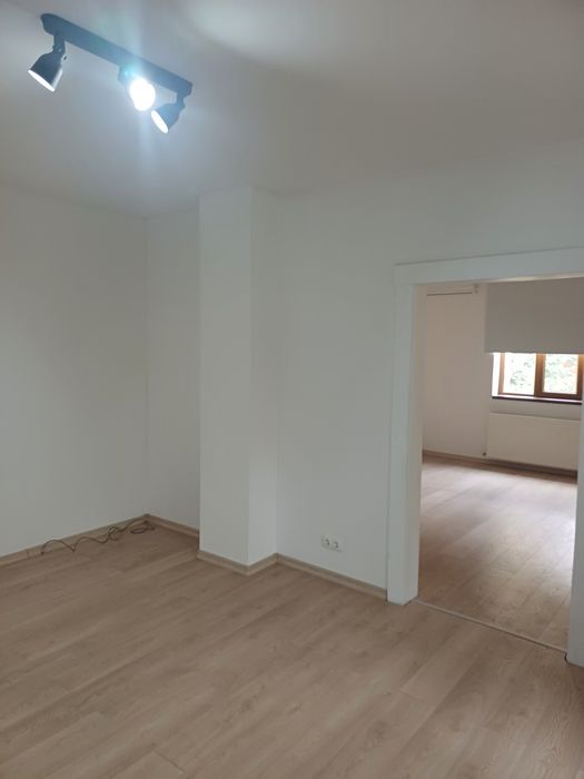 Casa 3 camere de inchiriat
