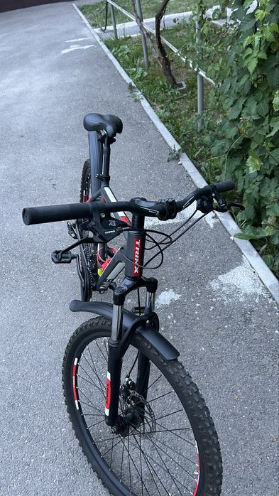В продаже  Trinx m116
