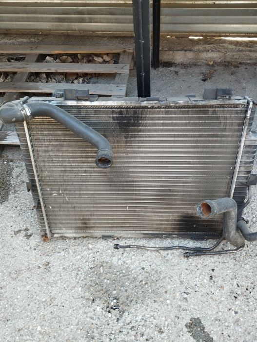 Радиатор за Мерцедес Е-класа w210,3.0 TD , automatik