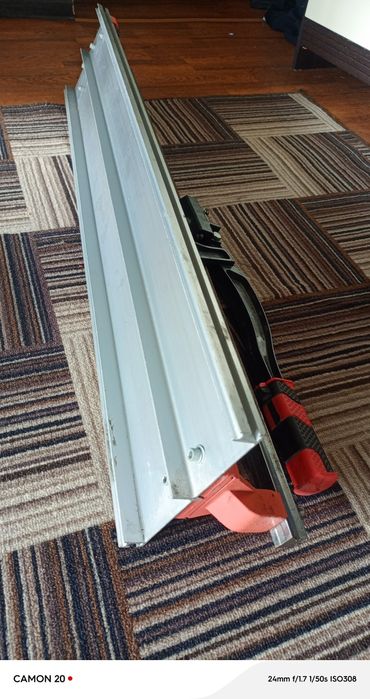 Плиткорез в отличном состоянии