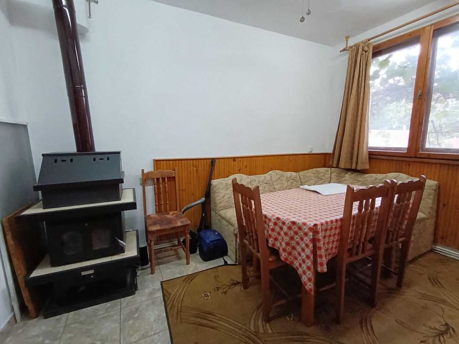 Продава се Къща в Дебелец - 150 кв.м за 1100 €/кв.м - Снимка #1