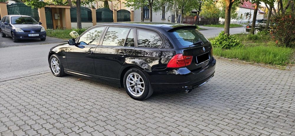 Vand BMW 320, 2.0 diesel, an 2012, FACE-LIFT, Manual 6+1 Ingrijit  Acte Zi