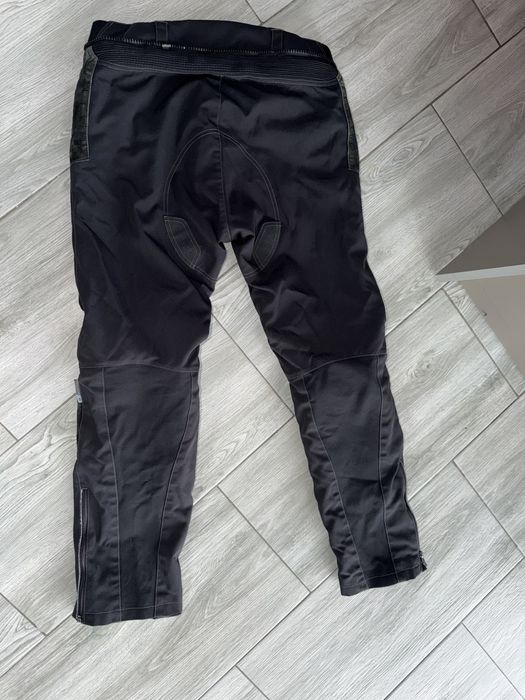 Pantaloni moto streetfighter