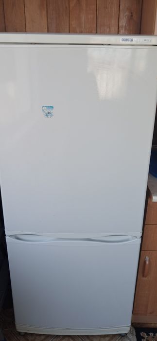 Холодильник в хорошем состоянии