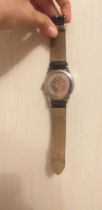 Часы наручные