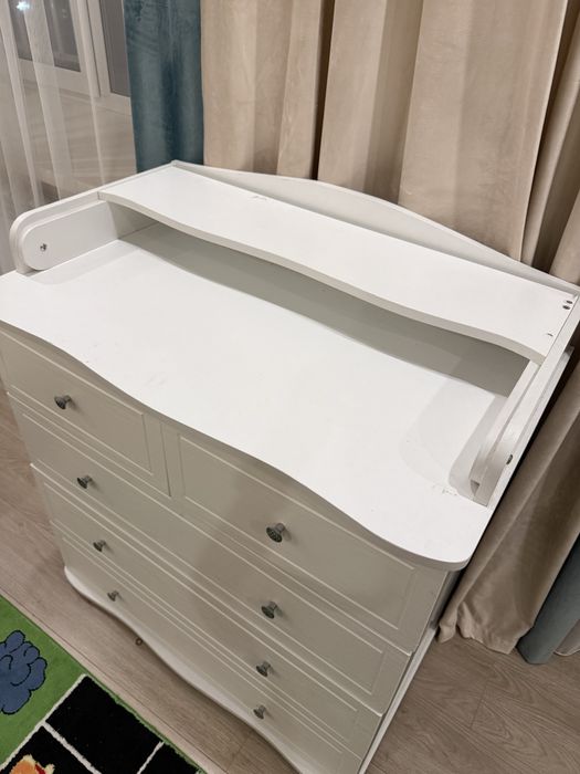 Пеленальный комод с раскладным столиком