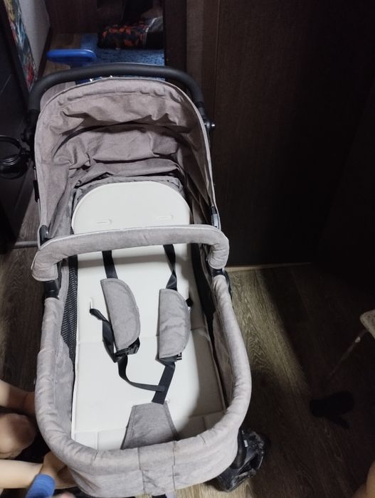 Продам коляску детскую