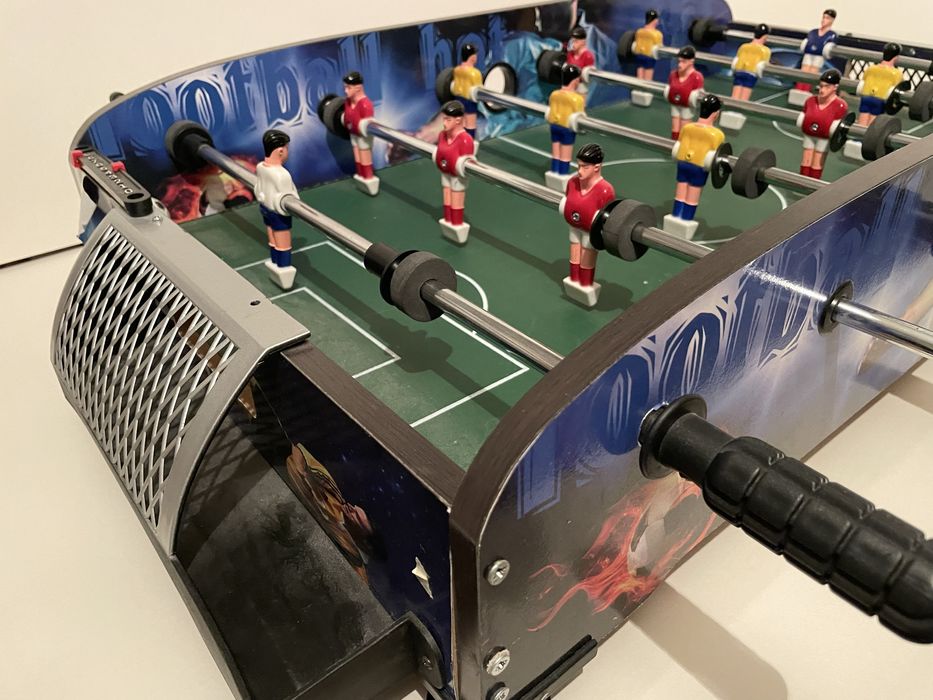 Настолна игра Джаги "Football Shot" – Супер забавление за дома и офиса