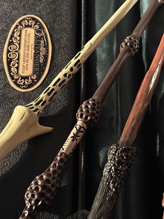 Bagheta Harry Potter in cutie personalizata