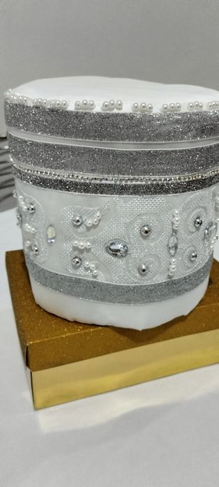 Продается кимешек бас киім. Новый