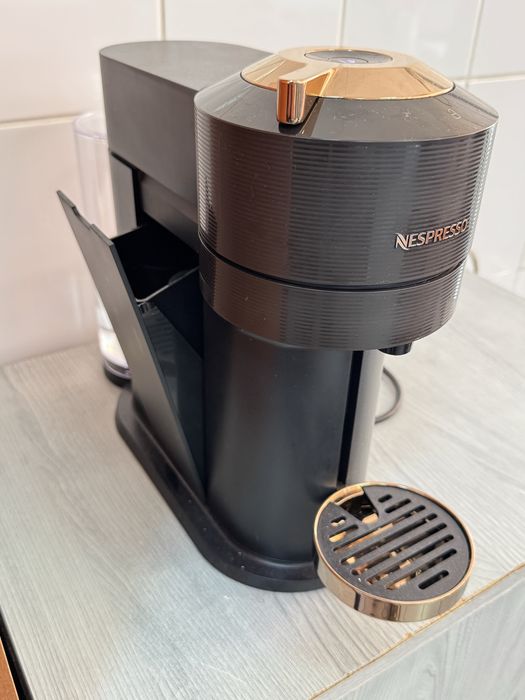 Expressor Nespresso Vertuo  Premium Coffee