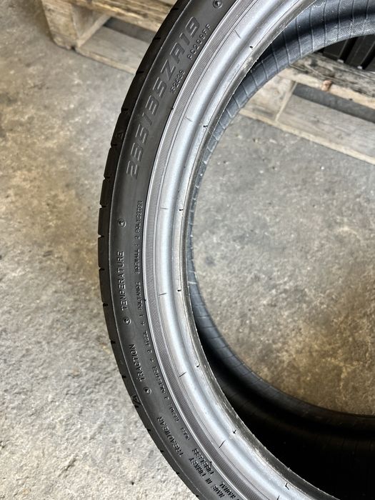 2 anvelope vara 235/35/19 , Falken , DOT 2021