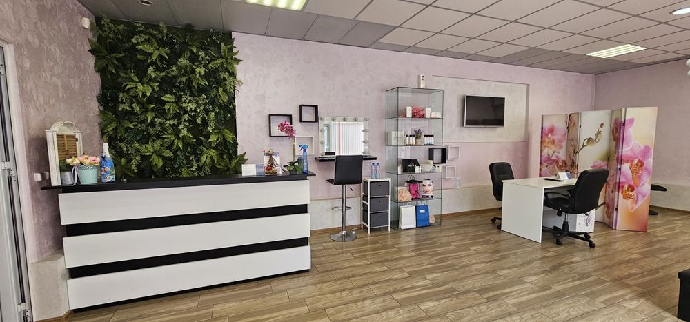 Дава се под наем  в Пловдив, Гагарин -  кв.м за 348.84 € - Снимка #2