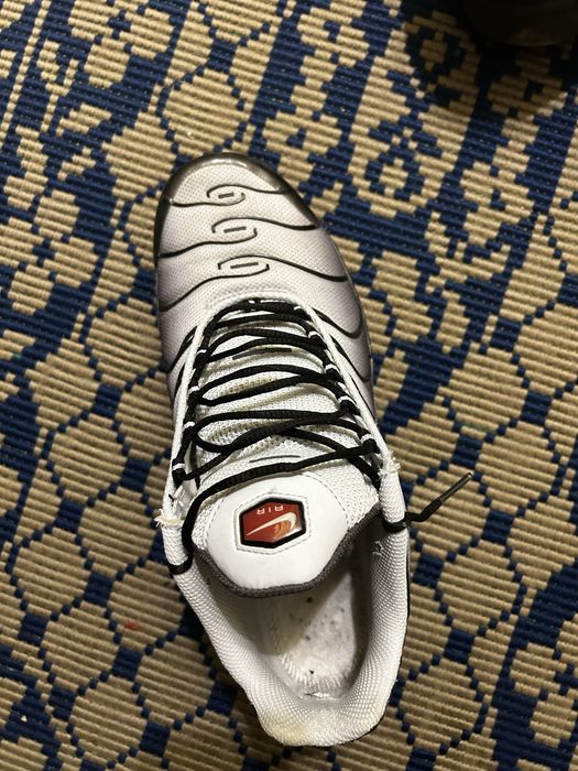 Vand Nike tn folositi aproape 2 saptamani , ei vin fara talpic
