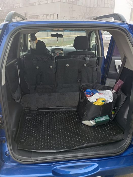 Daihatsu Teritoriul j2