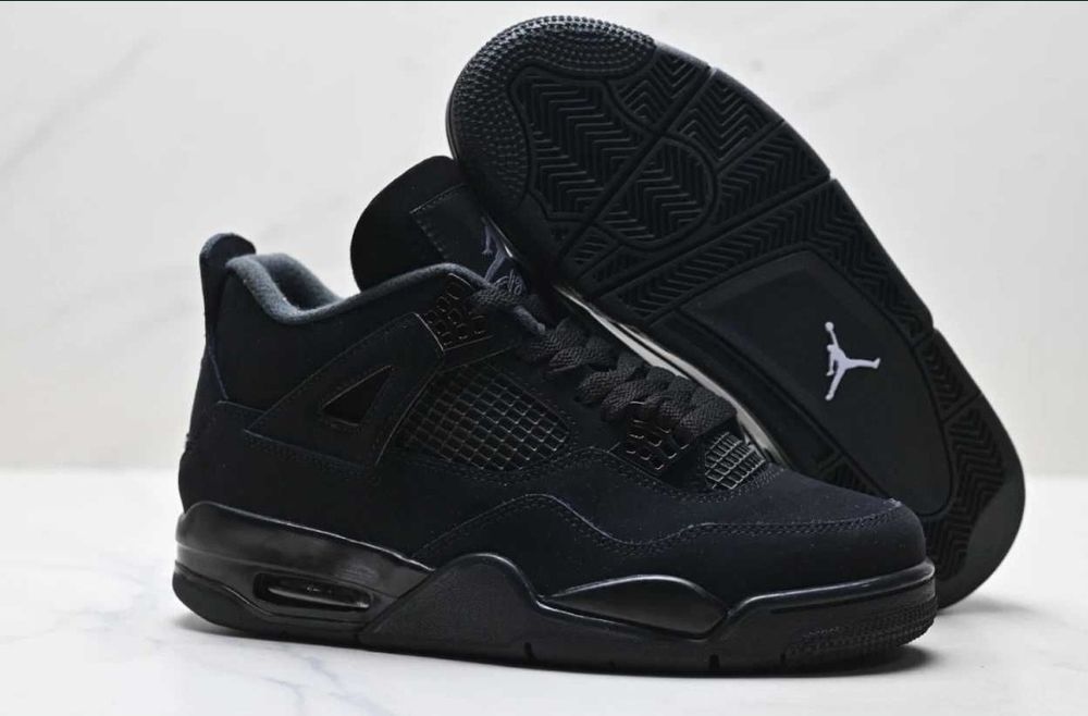 Nike Air Jordan 4 Black Cat