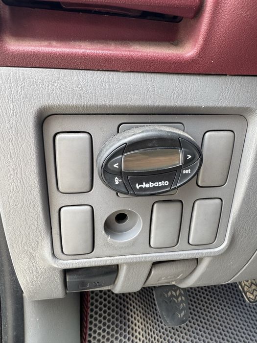 Toyota hilux 2010год