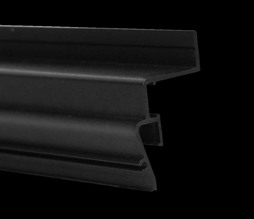 Парящий профиль с подсветкой для натяжного потолка