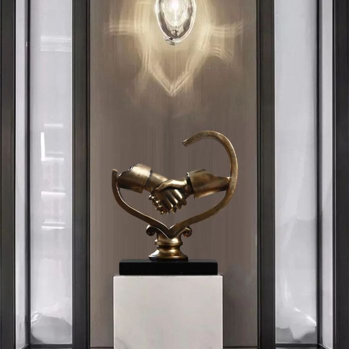 Статуэтка LUCKY SHAKE HANDS, абстрактная