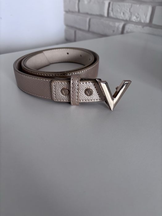 Колан Valentino