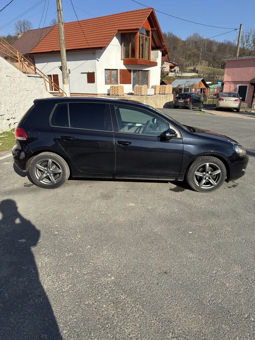 VOLKSWAGEN Golf 2011 — imagine 4