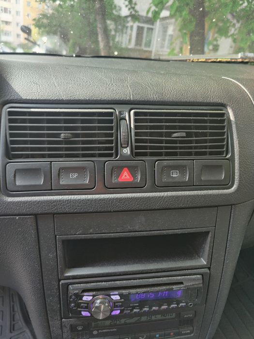 Vând VW Golf 4, mașină personală