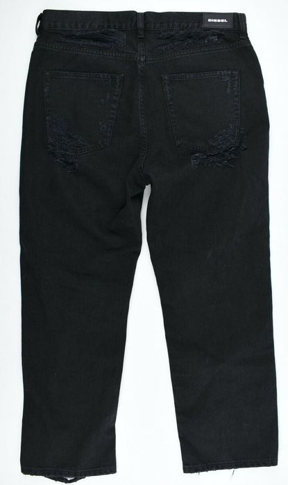 Diesel Aryel Straight Leg Jeans  Distressed W30L32
W30L3
