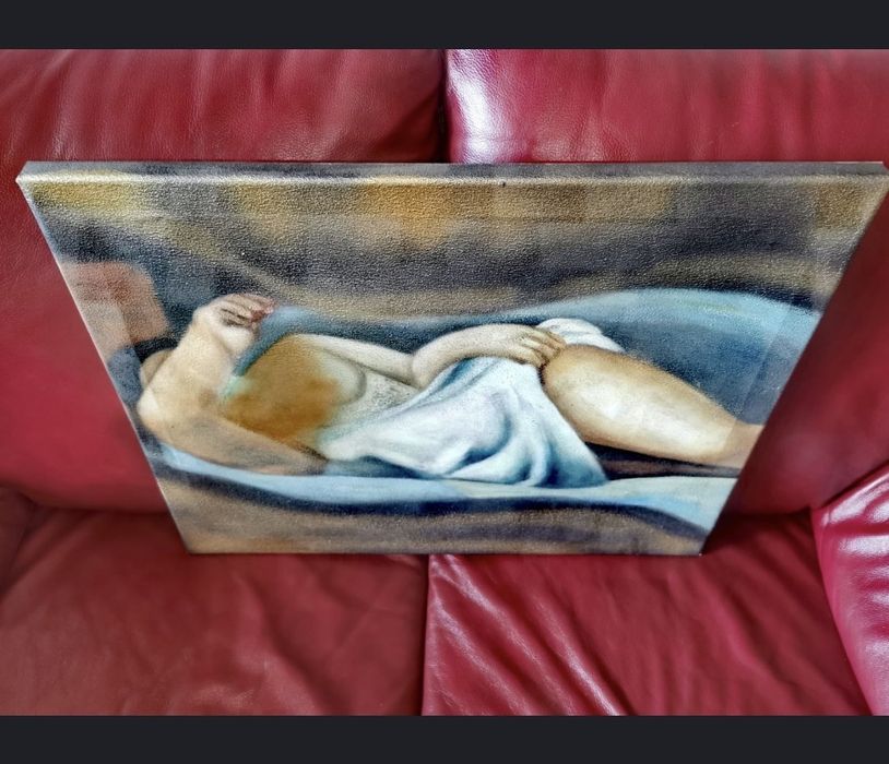 Картина на платно женско тяло в еротична поза