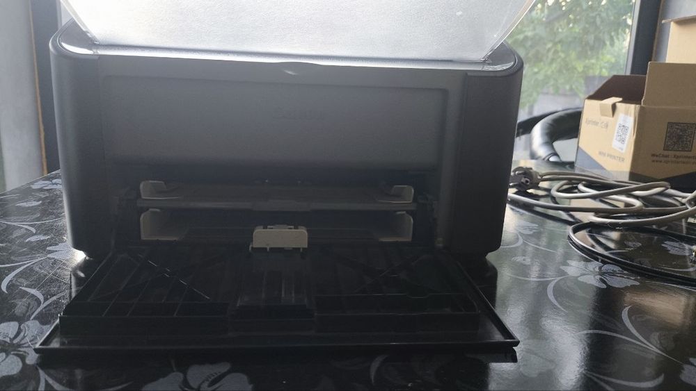 CANON LBP2900B почти новый