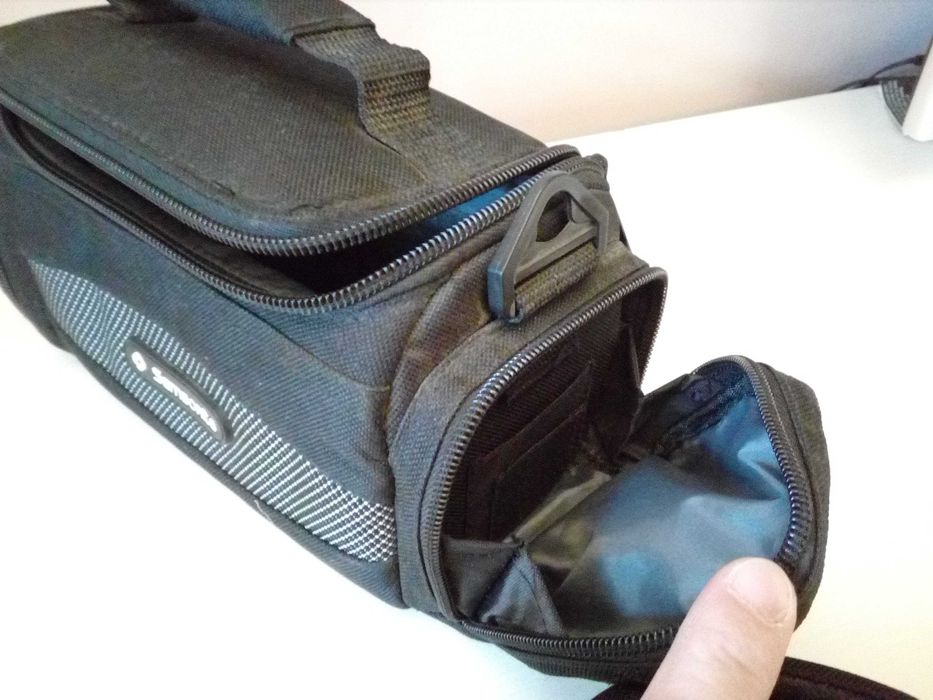 Geanta-husa camera foto/video si accesorii Samsonite Samoa DV60