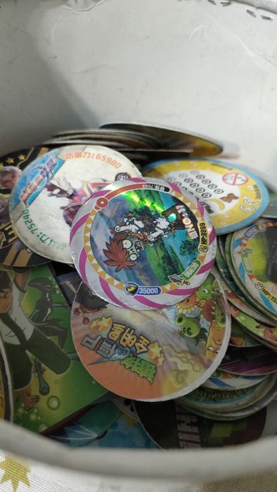 Продам фишки, карточки