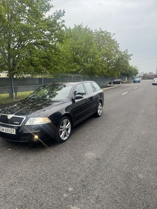 Vand skoda octavia 2 VRS motor 2,0 tdi 170 de cai pret 3300 euro
