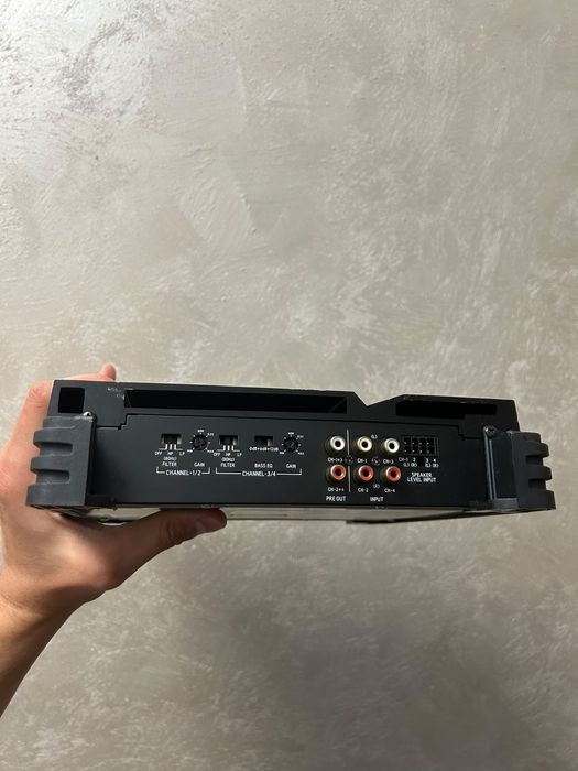 Amplificator auto Alpine PMX-F640 – 4 canale / 640W