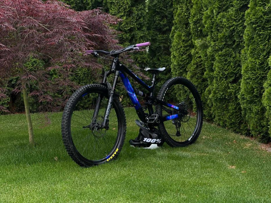 Bicicletă YT Jeffsy 29 CORE 1 Black Magic S, model Iunie 2024