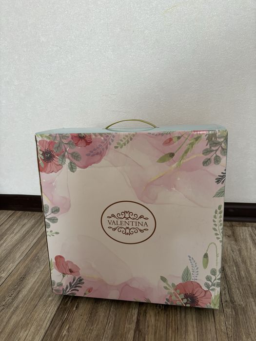 Тортница под серебро