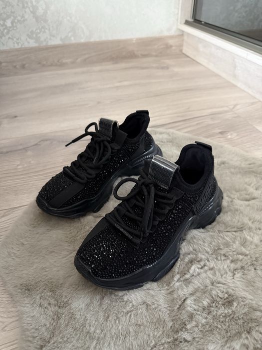 Сникърси Steve Madden